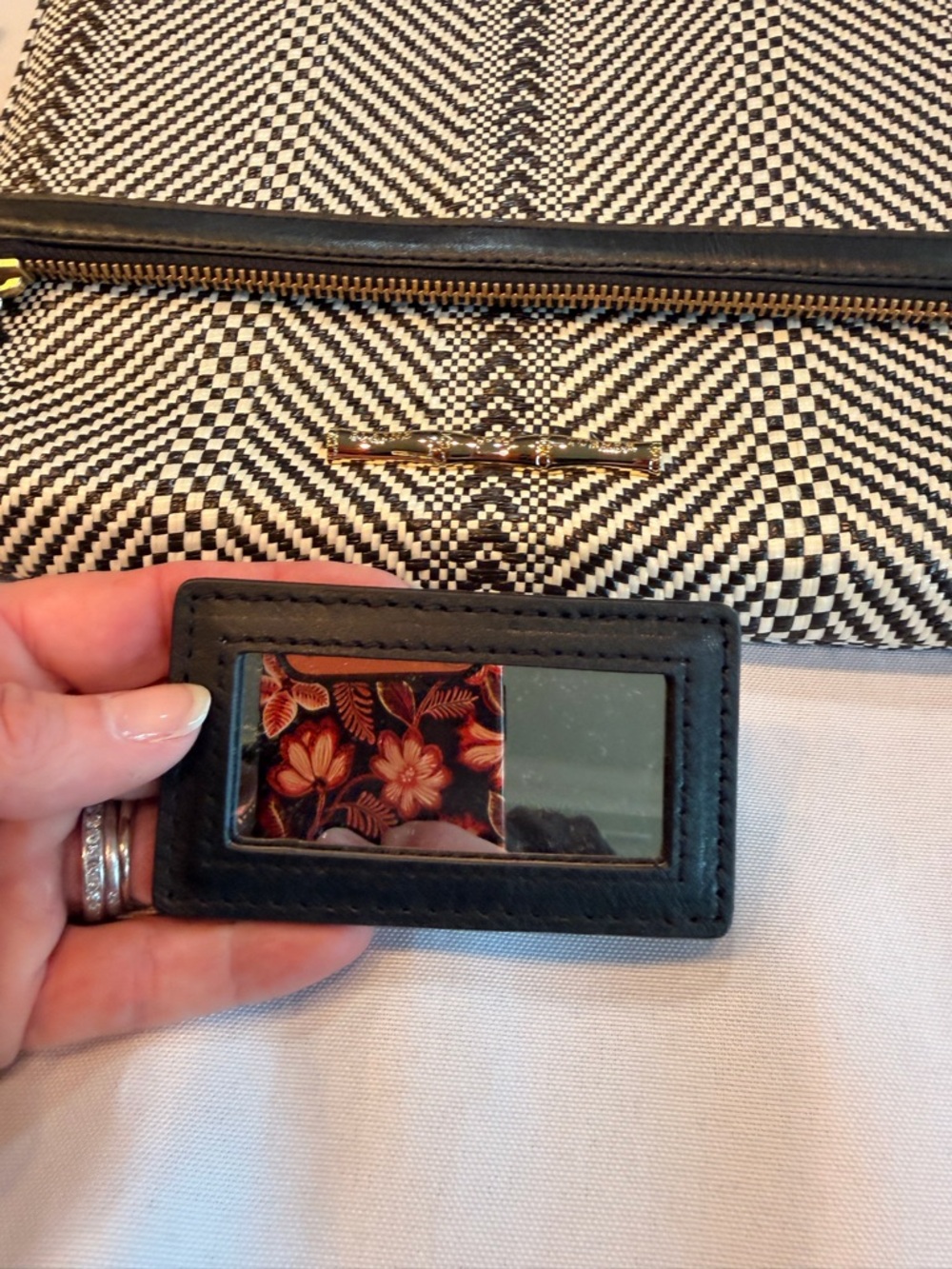 Elaine Turner Black and White Chevron Crossbody Red Interior with Mirror - Picture 10 of 11